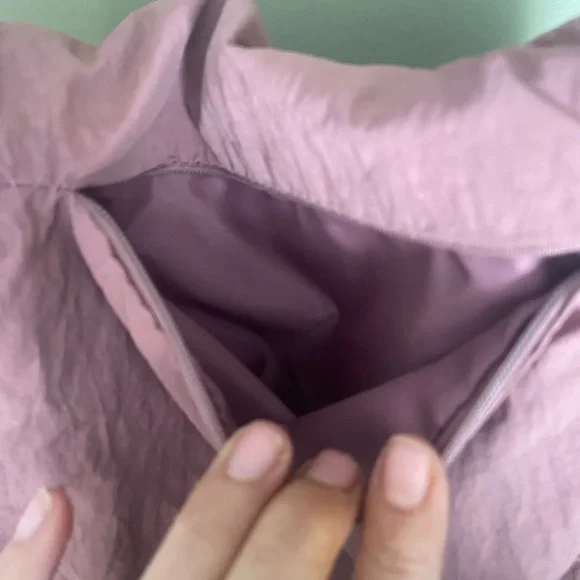 Lululemon mauve purple Crossbody Bag - Picture 6 of 11